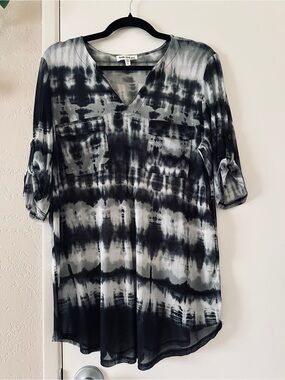 Faith and Joy Tunic- Large-Roll Sleeve TieDye V-Neck Roll-Sleeve Sheer